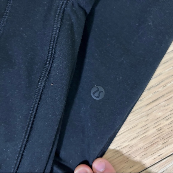 Men's Lululemon Soft Jersey Tapered Pants - Black - Picture 5 of 6